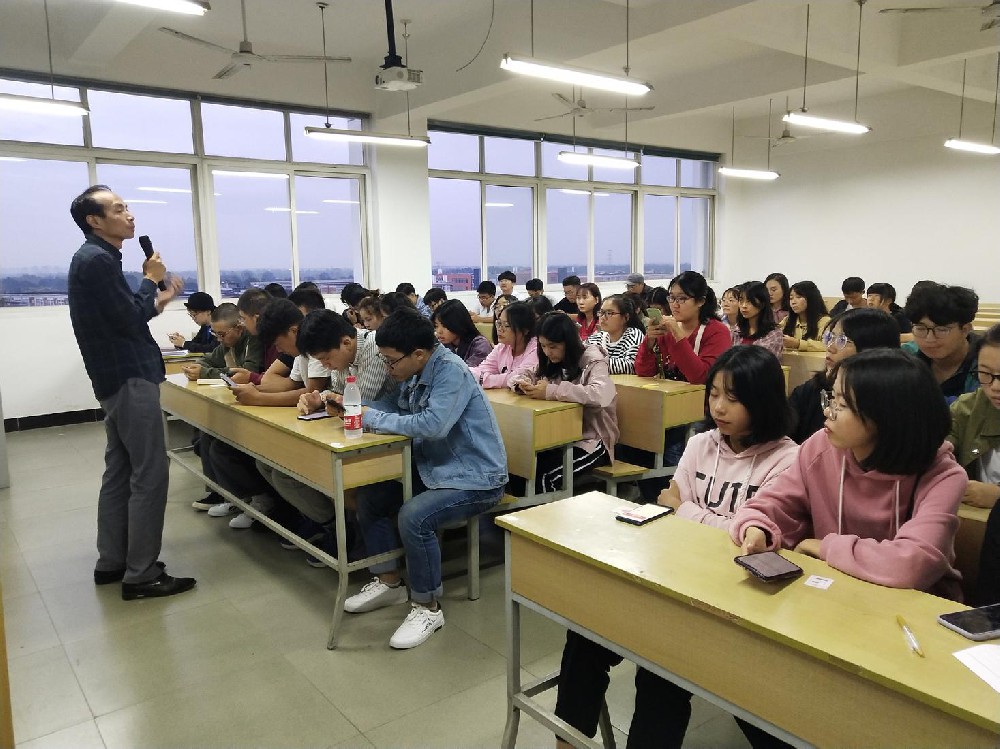 淮北市“三個課堂”信息化建設提速